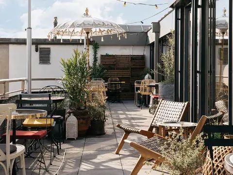 Ruby Claire Hotel & Bar